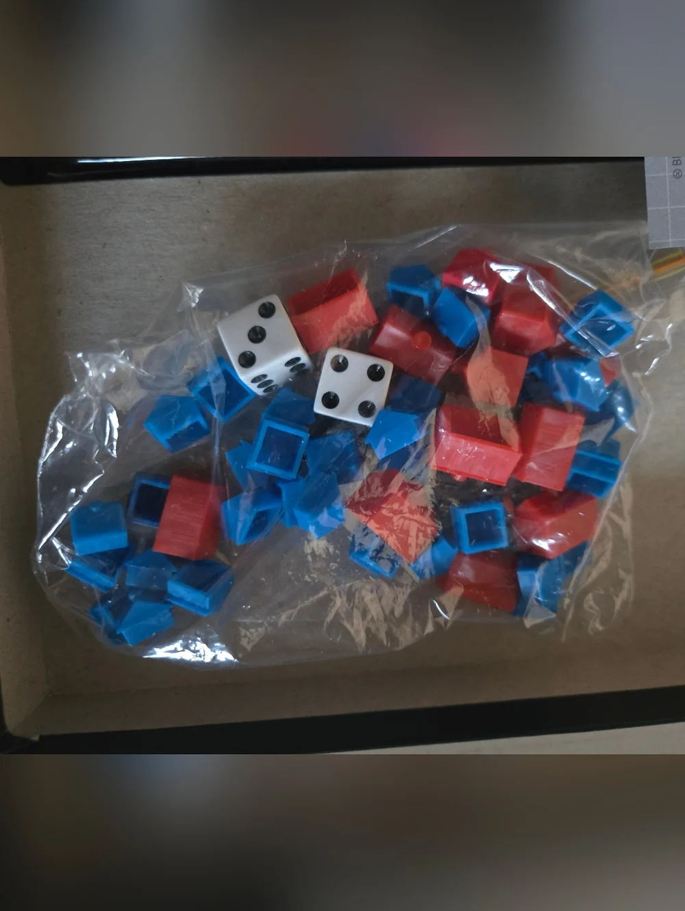 MONOPOLY: Emergency Medical Services Edition Board Game (Jems) - Picture 6 of 15